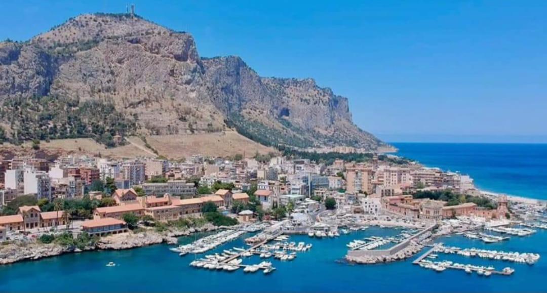 Apartament La Trinacria Mare Palermo Zewnętrze zdjęcie